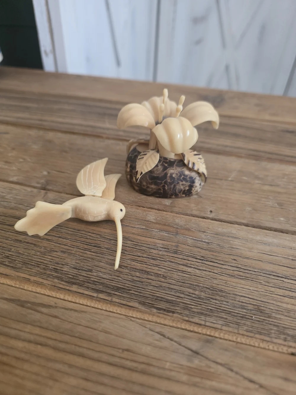 Decorative Cream Hummingbird Flower Accent